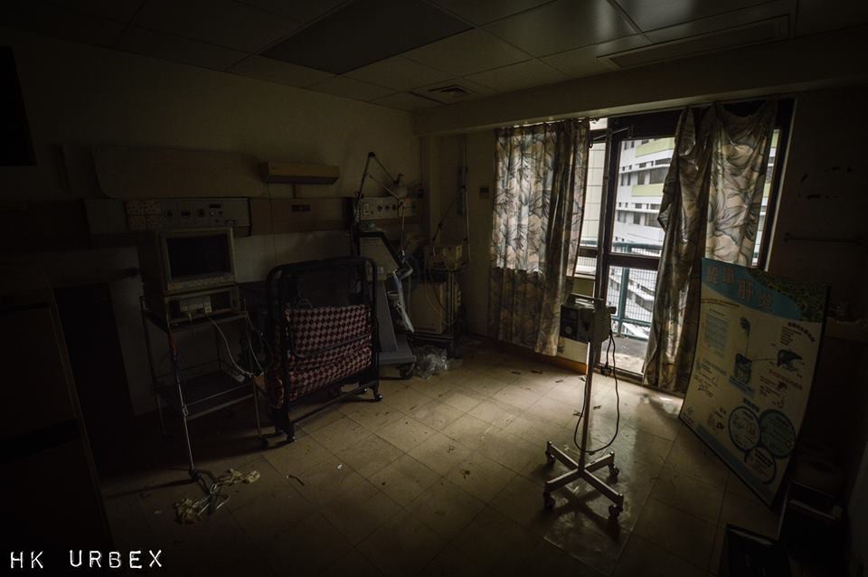 Khung cảnh rùng rợn của bệnh viện bị bỏ hoang tại Hong Kong, nơi từng thực hiện 6000 ca nạo phá thai mỗi năm - Ảnh 5.