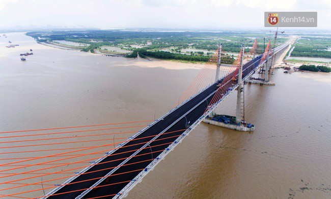 Ảnh: Cây cầu dây văng hơn 7.000 tỷ nối Hạ Long - Hải Phòng trước ngày thông xe 4