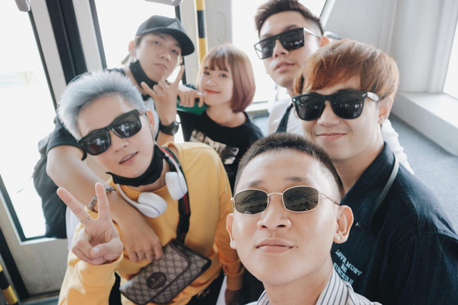 Những hội bạn thân lầy lội nhất showbiz Việt: Chỉ cần xuất hiện cùng nhau đã đủ khiến khán giả cười lăn lộn - Ảnh 15. Những hội bạn thân 'lầy lội' nhất showbiz Việt: Chỉ cần xuất hiện cùng nhau đã đủ khiến khán giả cười lăn lộn 15
