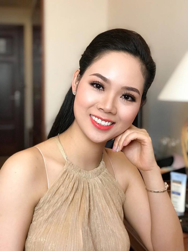 Cuộc sống an phận, sớm rời xa ánh hào quang của Hoa hậu Việt Nam 2002 - Ảnh 7. Cuộc sống an phận, sớm rời xa ánh hào quang của Hoa hậu Việt Nam 2002 7