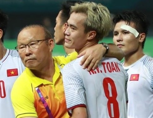'Phù thủy' Park Hang-seo tiết lộ bữa ăn của cầu thủ U23 Việt Nam trên báo nước ngoài 2