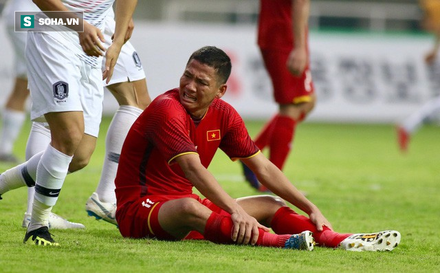 Bàn tay nắm chặt của Văn Quyết và những biểu cảm khiến CĐV nhớ mãi về U23 Việt Nam 9