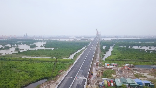Đi thử chỉ mất gần 2 tiếng từ Hà Nội đến Hạ Long trên cao tốc khánh thành vào ngày mai - Ảnh 7.