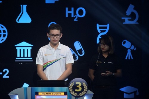 Lội ngược dòng,“cậu bé google” ở Quảng Ninh lên ngôi vô địch Olympia 18 1