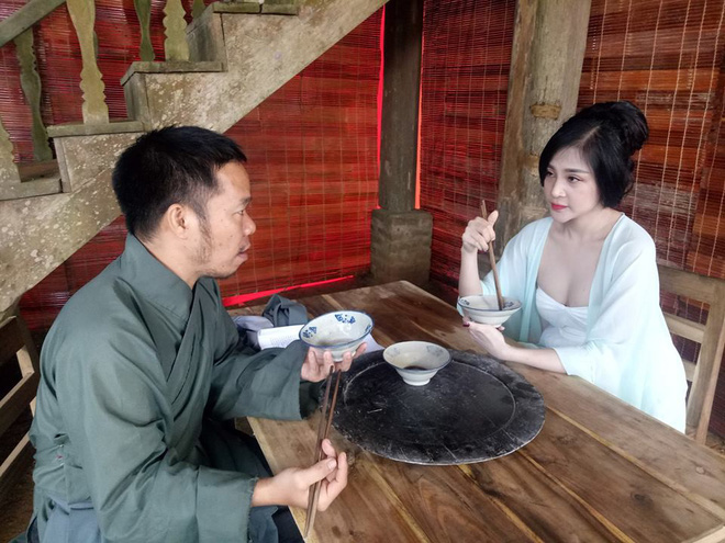 Cận cảnh nhan sắc nóng bỏng của nữ chính phim Tân Kim Bình Mai bản Việt - Ảnh 3.