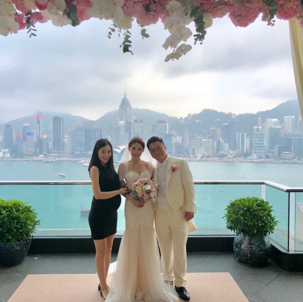 Sao nữ bán dâm nghìn đô bị bắt: Phẫu thuật, đổi tên để lừa lấy đại gia - Ảnh 12. Sao nữ bán dâm nghìn đô bị bắt: Phẫu thuật, đổi tên để lừa lấy đại gia - Ảnh 12.