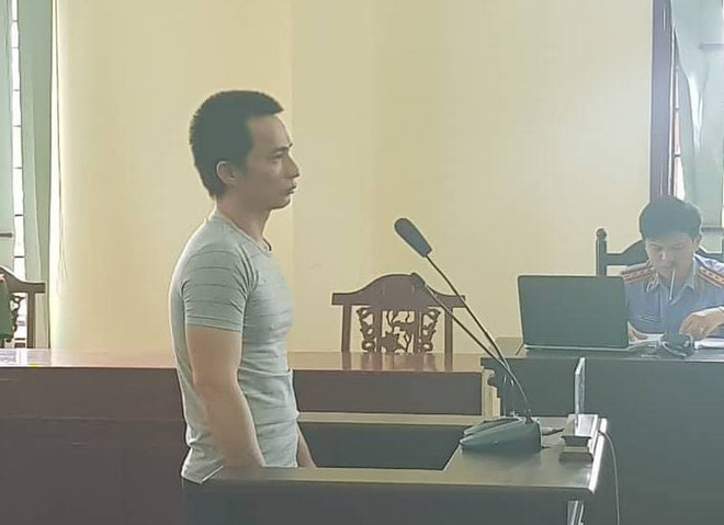 Giết em trai nhân tình, gã cuồng yêu lãnh 21 năm tù - Ảnh 1. Sát hại em trai nhân tình, gã 'cuồng yêu' lãnh 21 năm tù 1