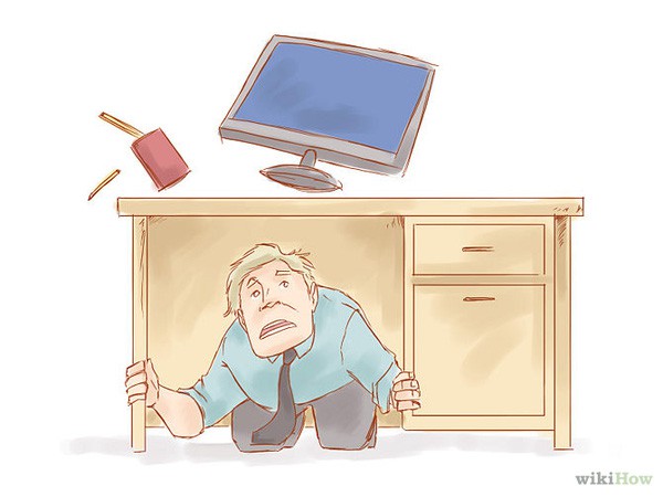 Bí kíp nhận biết động đất và mẹo thoát thân khẩn cấp - Ảnh 5. Bí kíp nhận biết động đất và mẹo thoát thân 'khẩn cấp' 5