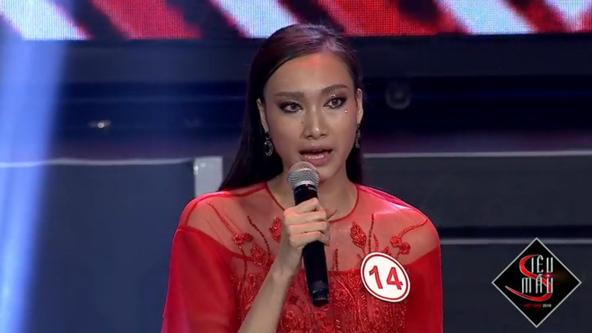 Bật cười trước màn trả lời ứng xử ngô nghê của thí sinh Siêu mẫu Việt Nam - Ảnh 4.