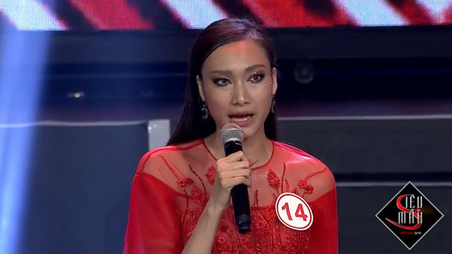 Bật cười trước màn trả lời ứng xử ngô nghê của thí sinh Siêu mẫu Việt Nam - Ảnh 4. Bật cười trước màn trả lời ứng xử ngô nghê của thí sinh Siêu mẫu Việt Nam 3