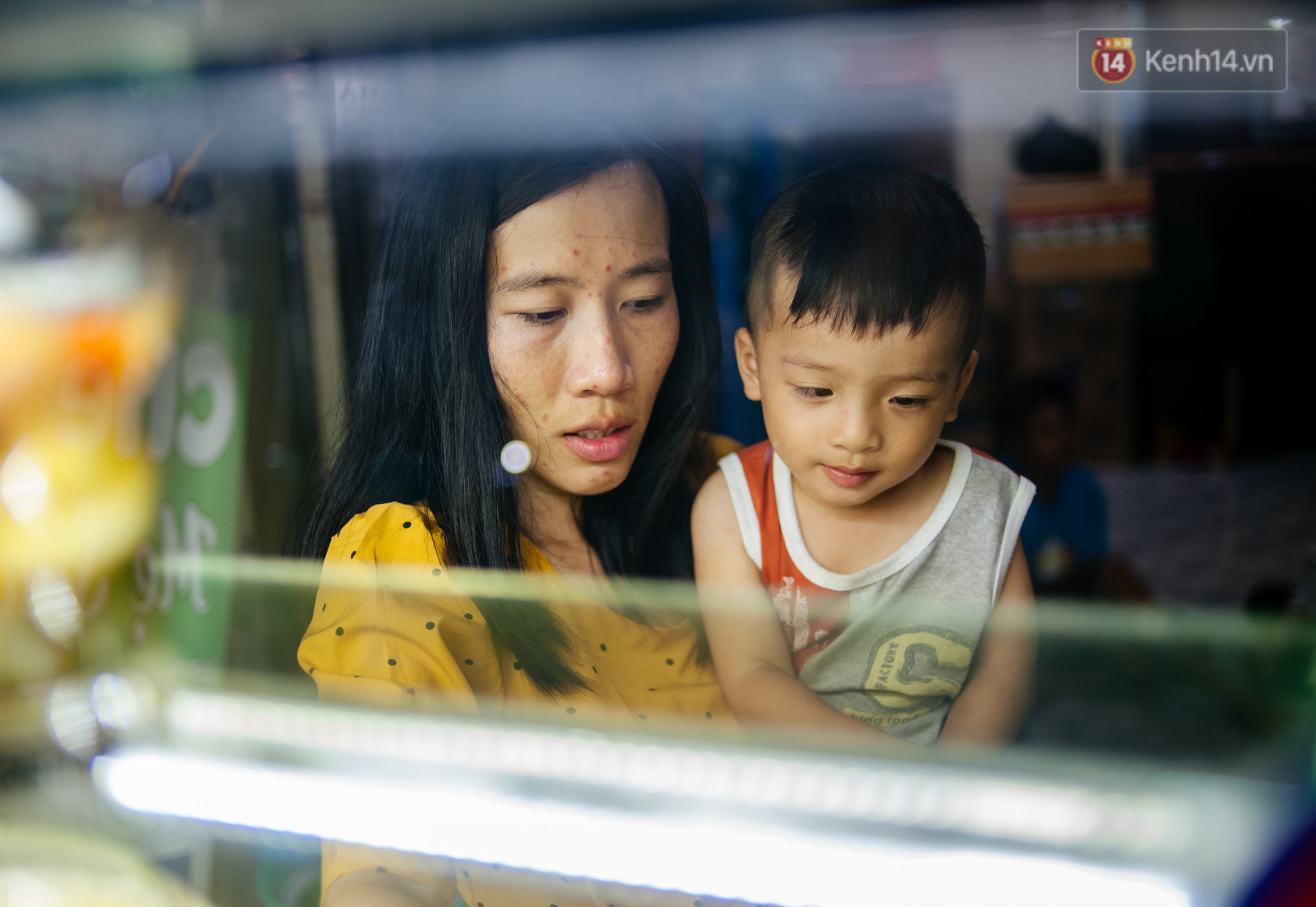 Câu chuyện về người con đặc biệt của vợ chồng thạc sỹ bán chè Sài Gòn: 'Sự nghiệp có thể làm lại, nhưng con cái thì bố mẹ không có cơ hội thứ 2' 1