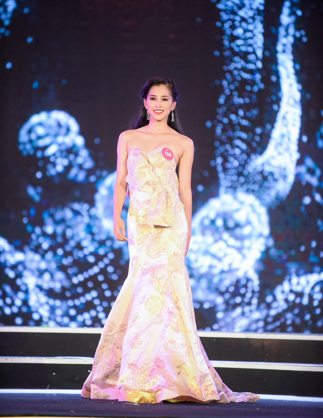 Những điều thú vị của dàn thí sinh lọt vào chung kết Hoa hậu Việt Nam 2018: Người eo nhỏ hơn cả Ngọc Trinh, người đỗ thạc sĩ tại Anh - Ảnh 12.