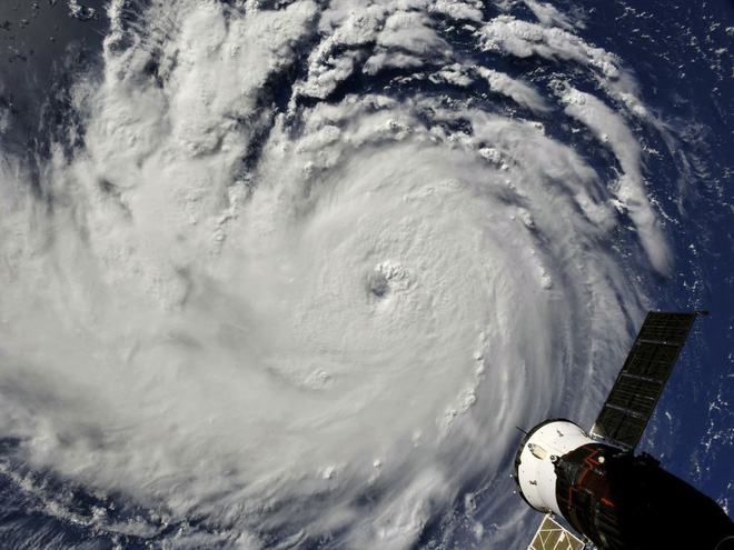 Các nhà khoa học giải mã nguyên nhân xuất hiện 9 cơn bão cùng lúc trên khắp thế giới - Ảnh 3.