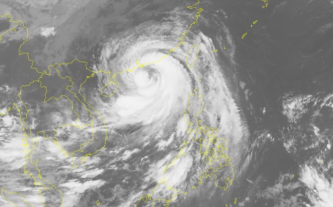 Trung Quốc tiếp tục cảnh báo đỏ với siêu bão Mangkhut 1