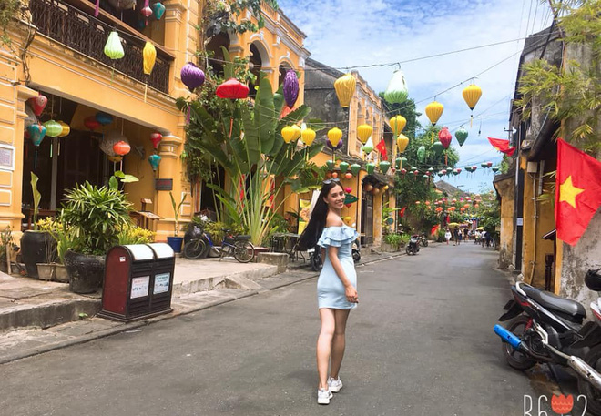 Thầy giáo tự hào, người dân Hội An xôn xao bàn tán về Hoa hậu Trần Tiểu Vy - Ảnh 2. Thầy giáo tự hào, người dân Hội An xôn xao bàn tán về Hoa hậu Trần Tiểu Vy 2