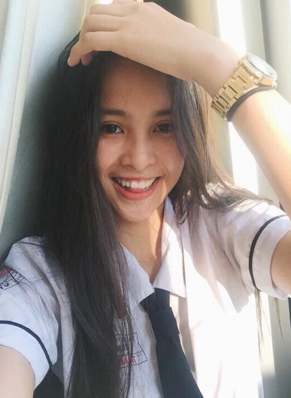Loạt sao nổi tiếng học cùng một mái trường với Hoa hậu Việt Nam Trần Tiểu Vy - Ảnh 2.