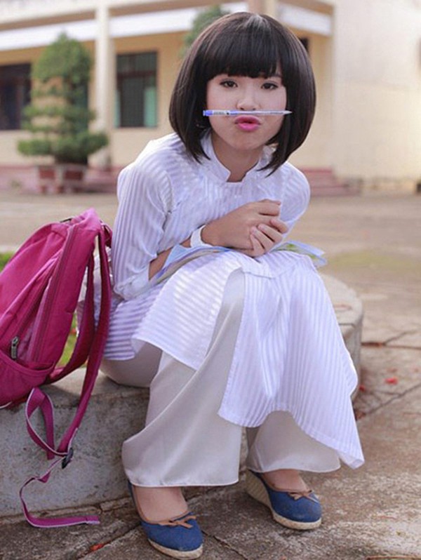 Loạt sao nổi tiếng học cùng một mái trường với Hoa hậu Việt Nam Trần Tiểu Vy - Ảnh 3.