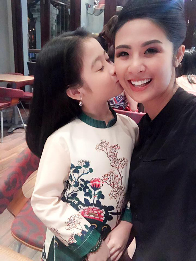 Cuộc sống sang chảnh của cô bé 10 tuổi gây sốt đêm chung kết Hoa hậu Việt Nam - Ảnh 6.