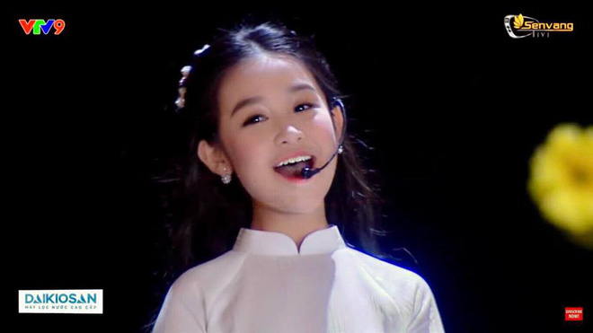 Cuộc sống sang chảnh của cô bé 10 tuổi gây sốt đêm chung kết Hoa hậu Việt Nam - Ảnh 1.