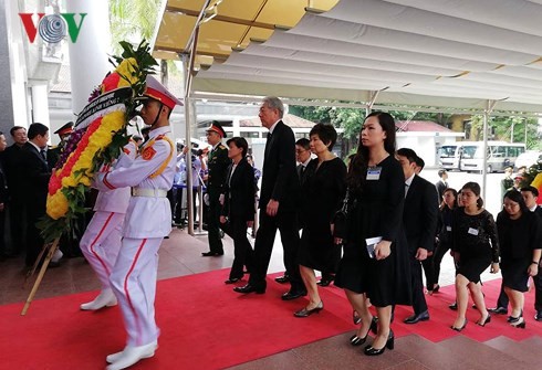 Thủ tướng Hàn Quốc ghi sổ tang: Chủ tịch nước Trần Đại Quang là nhà lãnh đạo cả thế giới tôn trọng - Ảnh 6.