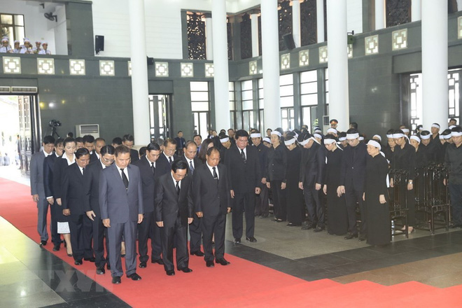 Thủ tướng Hàn Quốc ghi sổ tang: Chủ tịch nước Trần Đại Quang là nhà lãnh đạo cả thế giới tôn trọng - Ảnh 2. Thủ tướng Hàn Quốc ghi sổ tang: Chủ tịch nước Trần Đại Quang là nhà lãnh đạo cả thế giới tôn trọng 1