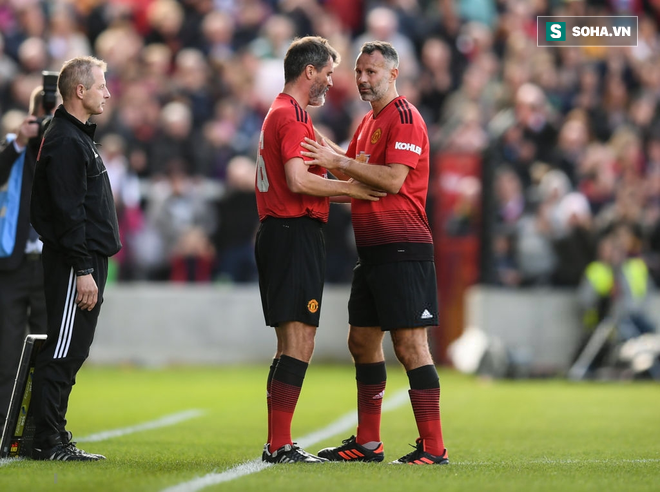 Có một bức ảnh khiến Pogba nhìn vào mà phải xấu hổ với màu áo đỏ Man United - Ảnh 1.