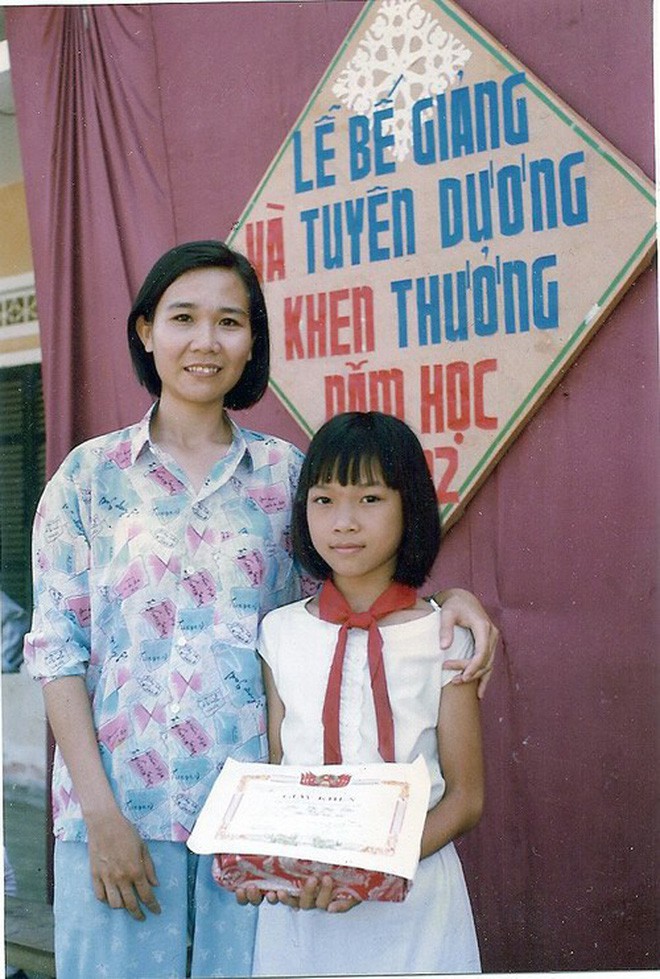 Ngắm ảnh thời thơ ấu của sao Việt: Người đáng yêu, người gây bất ngờ với ngoại hình “hai lúa” - Ảnh 3.