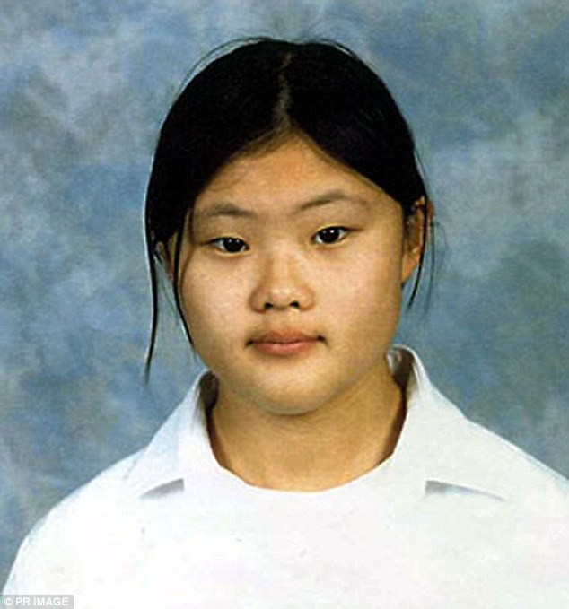 Bé gái gốc Việt biến mất không để lại dấu vết, 18 năm sau thủ phạm bất ngờ đầu thú, bố mẹ sốc vì hắn ở ngay trước mắt - Ảnh 2.