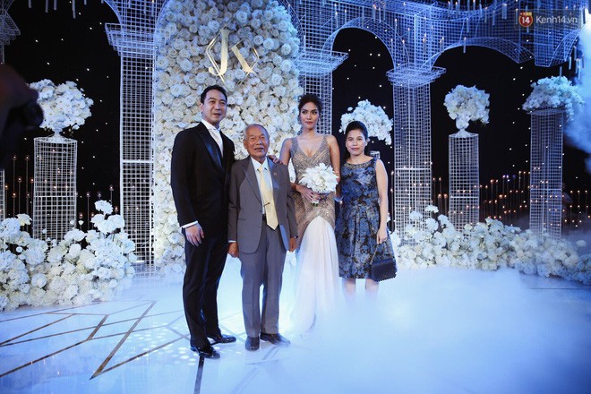 John Tuấn Nguyễn hứa sẽ yêu Lan Khuê hết kiếp này và cả kiếp sau trong đám cưới - Ảnh 21.