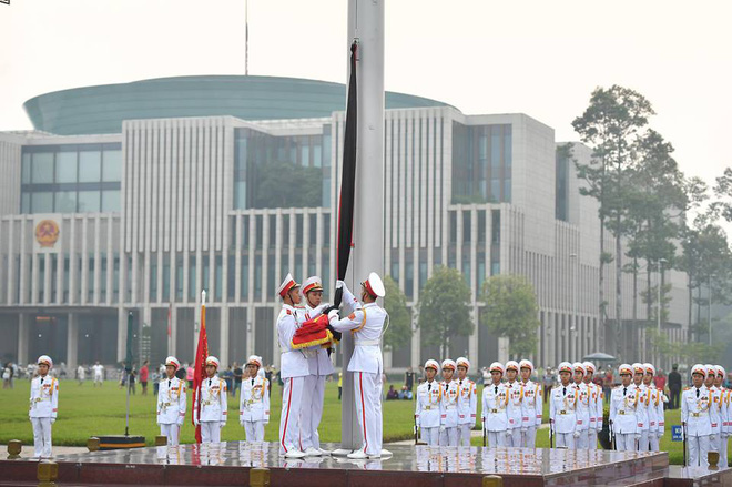 Lễ thượng cờ rủ quốc tang cố Tổng Bí thư Đỗ Mười 7