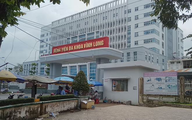 Vụ thiếu ủy tử vong do ngộ độc ma túy: Bác sĩ trực cấp cứu bị chuyển công tác - Ảnh 2. Diễn biến mới nhất vụ thiếu úy công an tử vong do ngộ độc ma túy 1