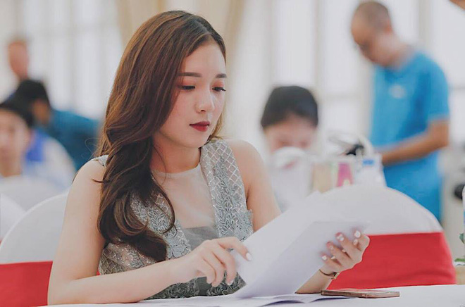 3 nữ biên tập viên 9X xinh đẹp nóng bỏng, rất được lòng công chúng của VTV - Ảnh 16. 3 nữ biên tập viên 9X xinh đẹp nóng bỏng, rất được lòng công chúng của VTV 16