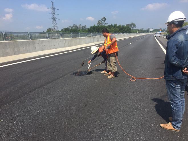 Cao tốc 34 nghìn tỉ đồng hư hỏng: Giám đốc Ban quản lý viết kiểm điểm - Ảnh 4.