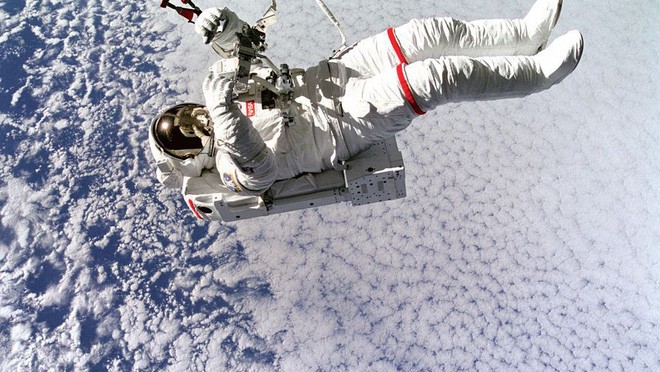 11 bức ảnh choáng ngợp của các phi hành gia NASA - Ảnh 7.