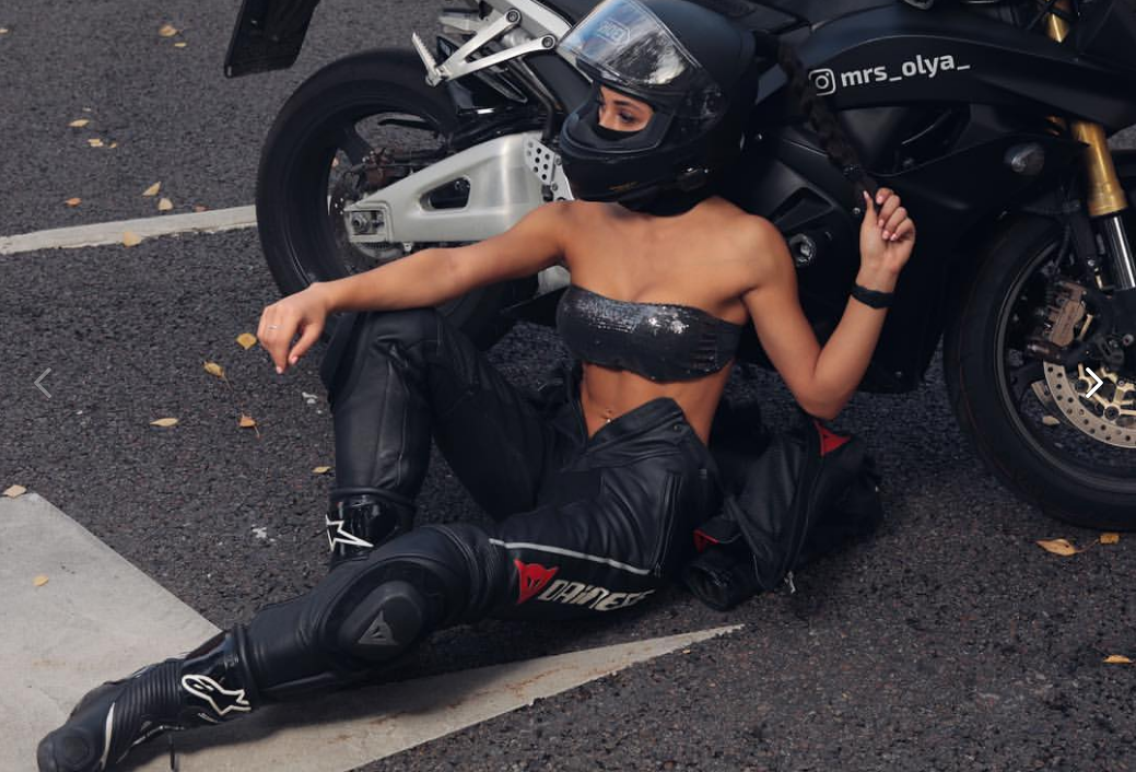 Nữ biker quyến rũ nhất nước Nga thiệt mạng sau tai nạn thảm khốc trên đường cao tốc - Ảnh 3.