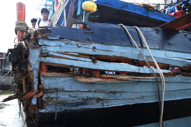 Tàu cá Quảng Nam bị tàu nước ngoài tấn công vô cớ ở Hoàng Sa 2