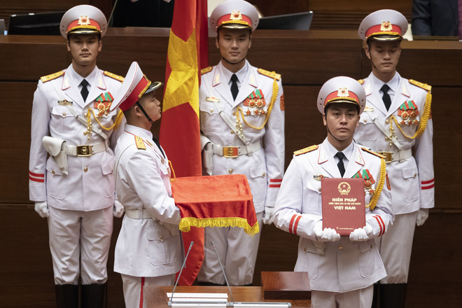 Hình ảnh Chủ tịch nước Nguyễn Phú Trọng tuyên thệ nhậm chức - Ảnh 2.