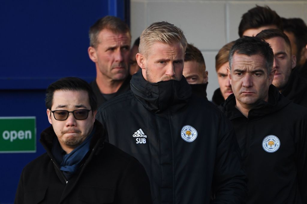 Cầu thủ Leicester chết lặng trước khu tưởng niệm Chủ tịch Vichai- Ảnh 4.