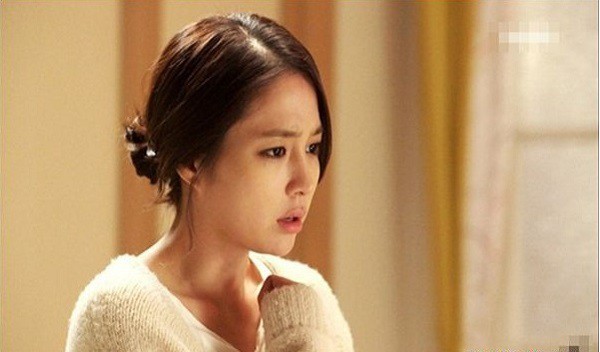 Bỏ tiền cho chồng đền vụ tai nạn, bất ngờ vợ biết được hàng loạt bí mật kinh hoàng 2 Bỏ tiền cho chồng đền vụ tai nạn, bất ngờ vợ biết được hàng loạt bí mật kinh hoàng 2