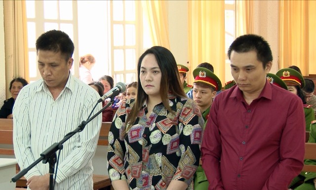 Độc chiêu dùng mỹ nhân và kế hoạch thất bại của ông 'trùm' phố Núi 3 Độc chiêu dùng mỹ nhân và kế hoạch thất bại của ông 'trùm' phố Núi 3