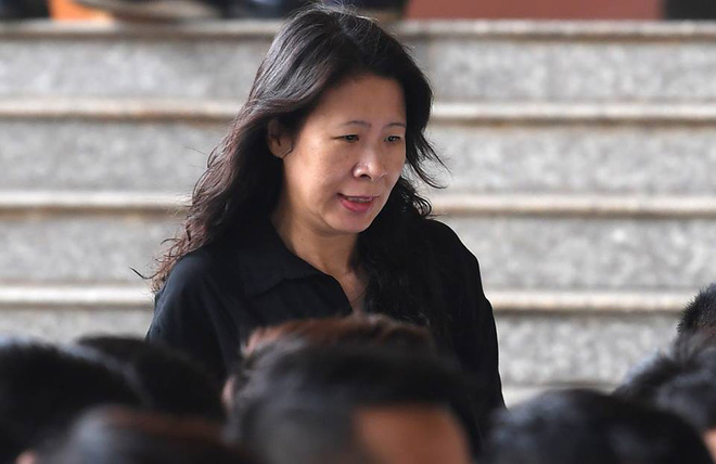 Phút mủi lòng của Phan Sào Nam khi chứng kiến chị họ liên tục khóc ở sân tòa 2