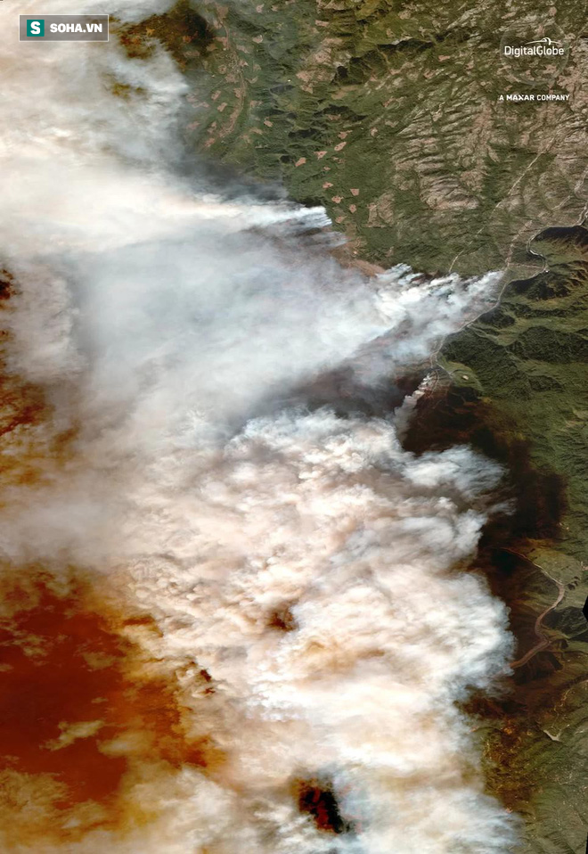 Quy mô khủng khiếp của thảm họa cháy rừng California nhìn từ vệ tinh - Ảnh 1.