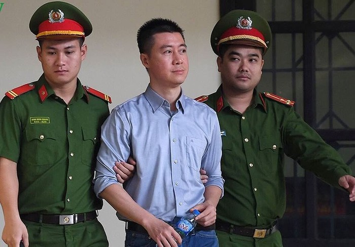 VKS đề nghị phạt trùm cờ bạc Nguyễn Văn Dương 11-13 năm tù, Phan Sào Nam 6-7 năm tù 3