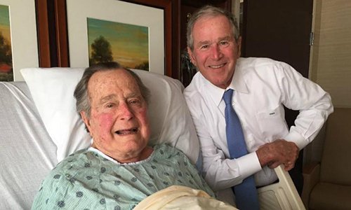 Tiết lộ cuộc điện thoại cuối cùng của cựu tổng thống Bush với con trai trước khi qua đời 1