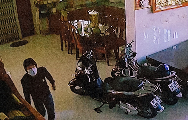 Công an Vĩnh Long thông báo nhận dạng thủ phạm trộm hơn 8 tỷ đồng - Ảnh 3. Công an Vĩnh Long thông báo nhận dạng thủ phạm trộm hơn 8 tỷ đồng 3