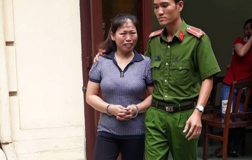 Người phụ nữ ở Sài Gòn trộn thuốc diệt chuột vào cơm để đầu độc em dâu lĩnh án 10 năm tù - ảnh 1 Hình ảnh Người phụ nữ ở Sài Gòn trộn thuốc diệt chuột vào cơm để đầu độc em dâu lĩnh án 10 năm tù số 1