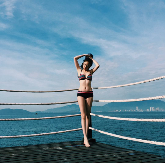 Nhan sắc gợi cảm của đệ nhất hot girl Lào vừa về Việt Nam ăn Tết, đăng ảnh check-in gây sốt - ảnh 7 Nhan sắc gợi cảm của đệ nhất hot girl Lào vừa về Việt Nam ăn Tết, đăng ảnh check-in gây sốt - Ảnh 7.