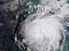 Người Mỹ gấp rút đối phó siêu bão Harvey mạnh nhất 12 năm qua