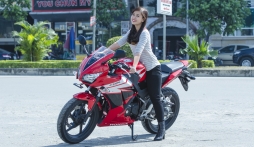 Honda CBR 150 2015 đầu tiên xuất hiện tại Hà Nội
