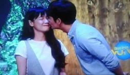 Kang Tae Oh không ngần ngại hôn Nhã Phương trên sóng truyền hình